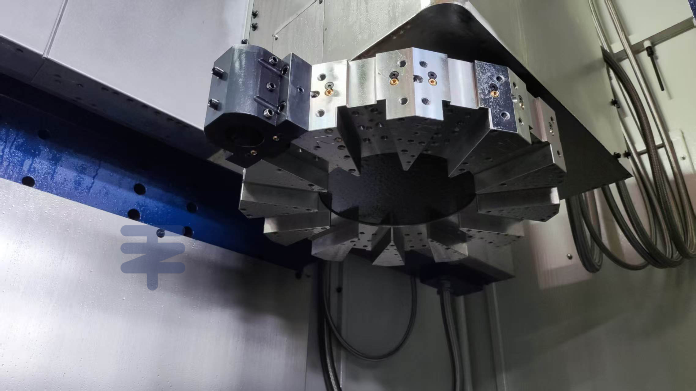 Torno vertical CNC de alta velocidad